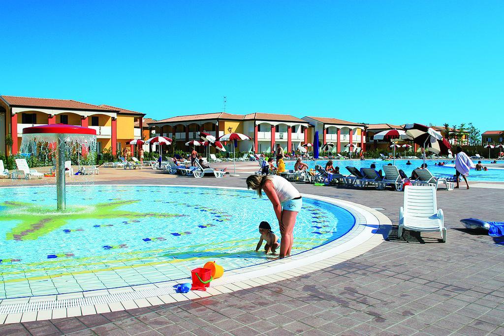 Villaggio Ai Pini Duna Verde Buitenkant foto